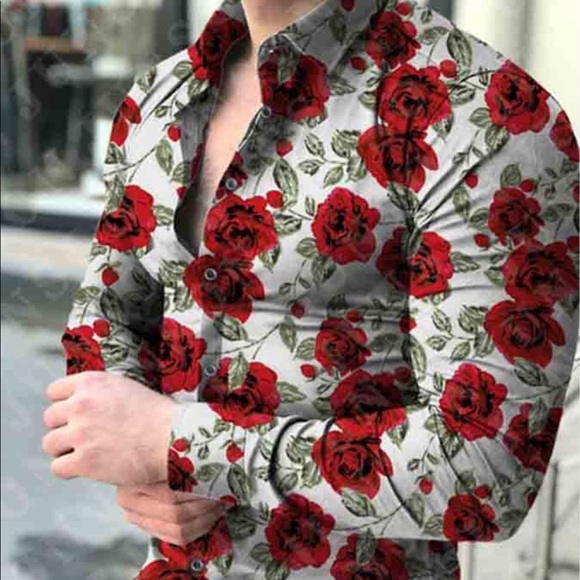 White button up w red roses - Picture 2 of 4